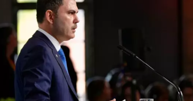 Bakan Kurum: Enerji alanında adımlarımızı kararlılıkla sürdüreceğiz Bakan Kurum: Enerji alanında adımlarımızı kararlılıkla sürdüreceğiz