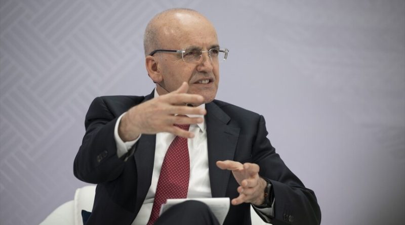 Hazine ve Maliye Bakanı Şimşek: Riskleri azaltmaya ve fırsatları çeşitlendirmeye yatırım yapmak zorundayız Hazine ve Maliye Bakanı Şimşek: Riskleri azaltmaya ve fırsatları çeşitlendirmeye yatırım yapmak zorundayız